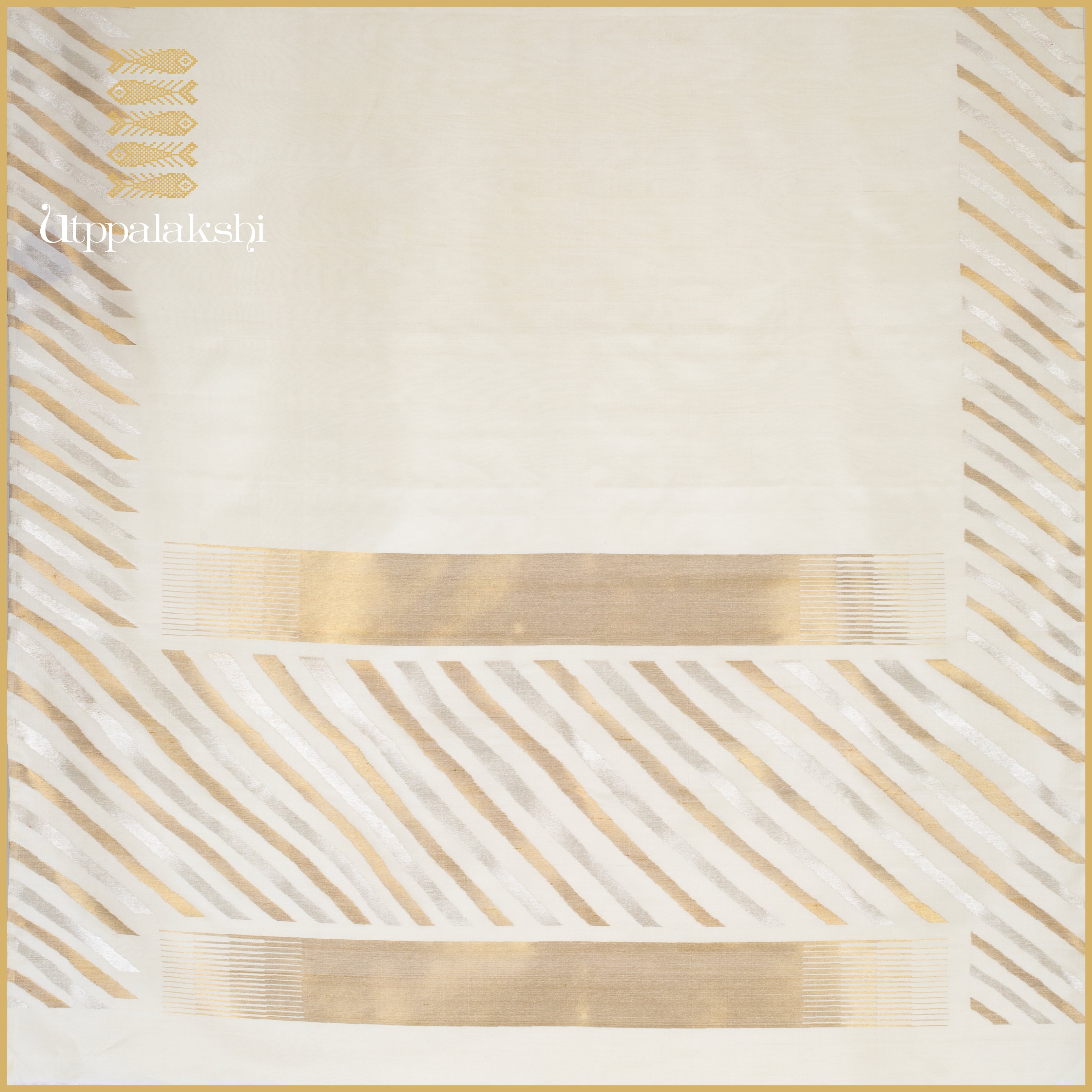 A Master Weaver’s Creation - Off White with 8-Kol Bavanji Border - AN UTPPALAKSHI HANDWOVEN KANJIVARAM SILK SAREE