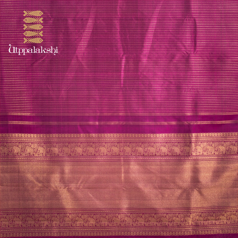 UTPPALAKSHI HANDWOVEN KANJIVARAM SILK SAREE GREEN PURPLE ZIGZAG LINES NO BORDER