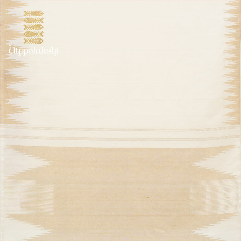 IVORY / OFF WHITE TEMPLE BORDER BAVANJI PALLU || UTPPALAKSHI HANDWOVEN KANJIVARAM SILK SAREE
