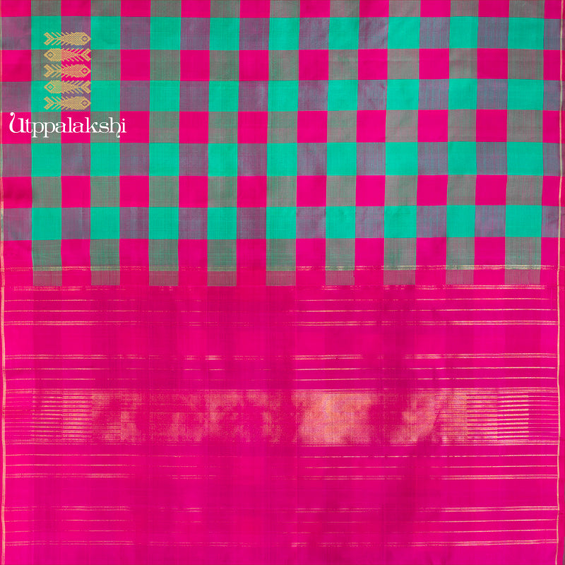 UTPPALAKSHI HANDWOVEN KANJIVARAM SILK SAREE GREEN AND PINK LARGE CHECKS NO BORDER